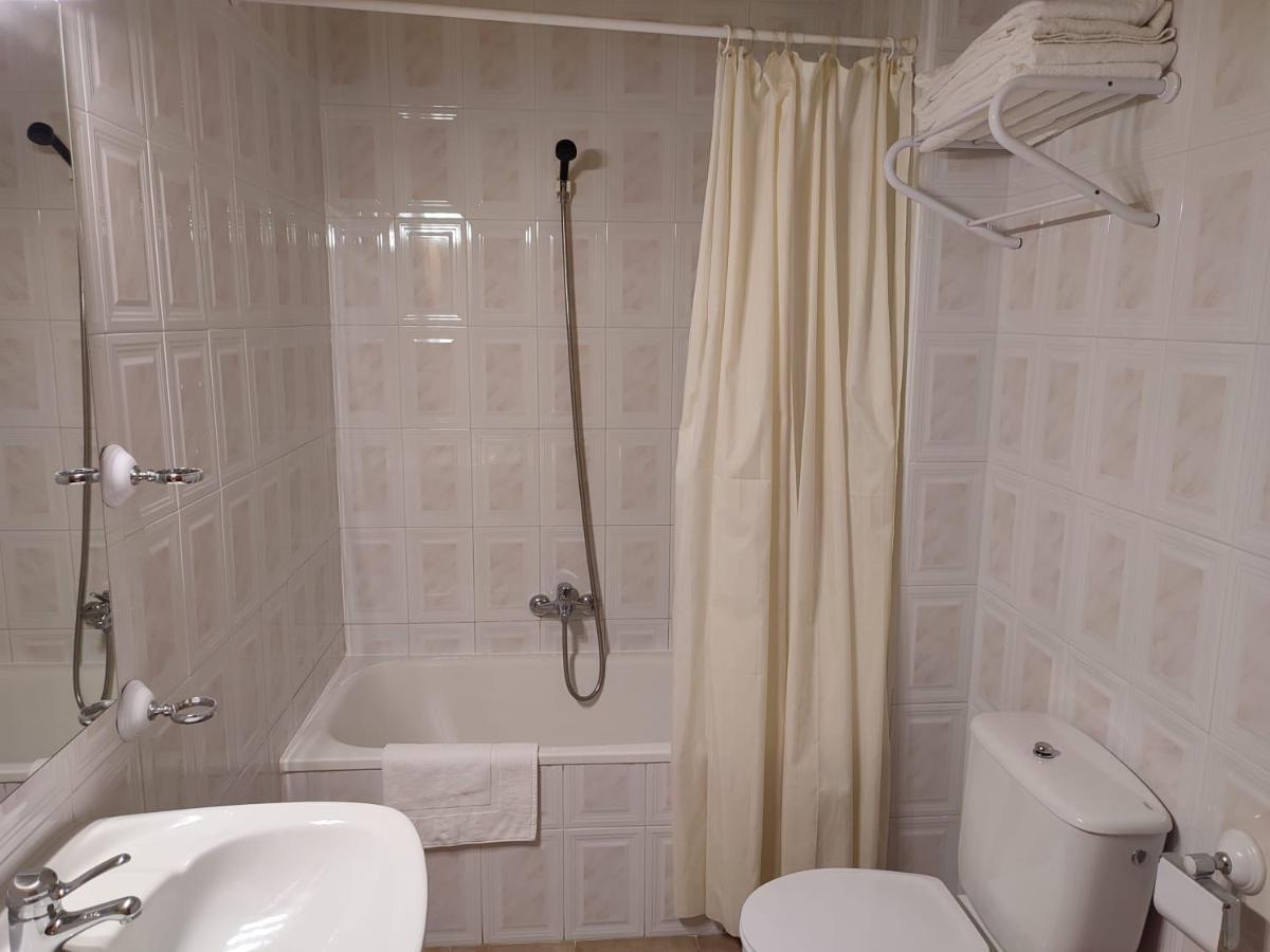 Hotel Novo Понферрада Екстер'єр фото